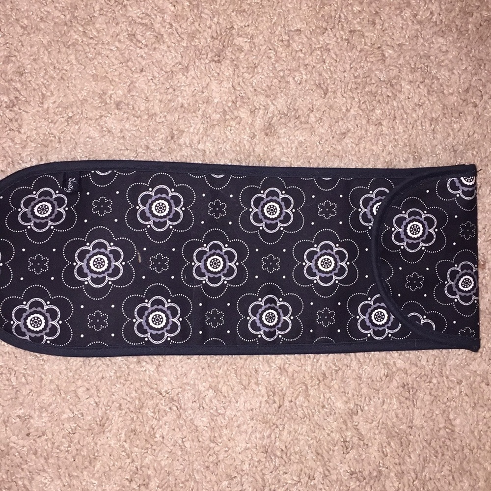 Thirty One flat iron case